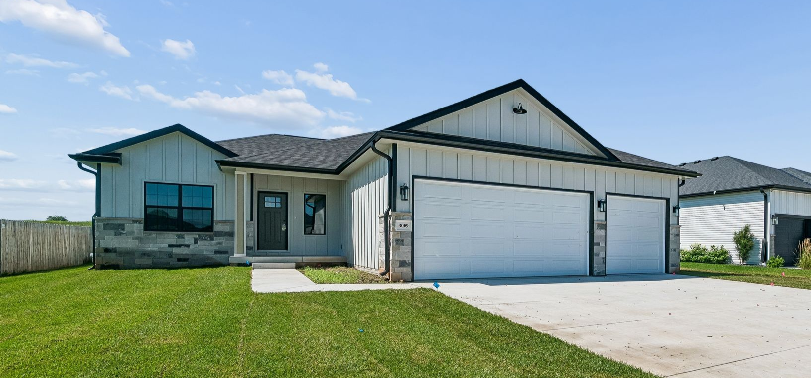 Prairie Home Builders new construction exterior in the Lincoln area